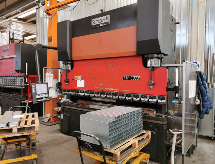 amada-schiavi-stpc-303-3